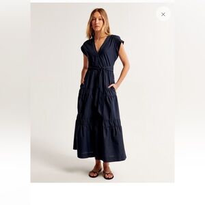 Abercrombie & Fitch Tie Maxi Dress